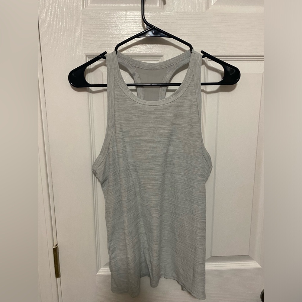 old navy tank top size medium